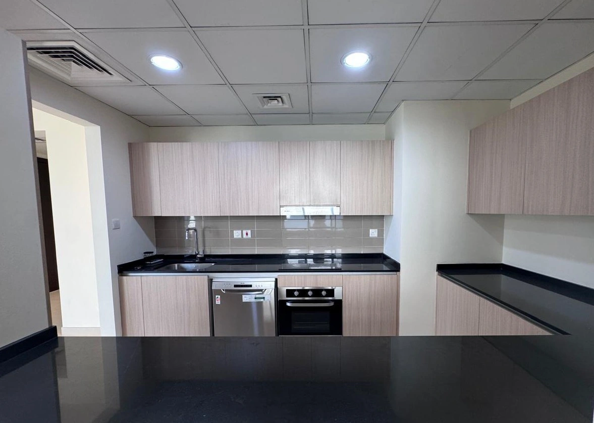 Spacious Corner Townhouse Kitchen Area, Dubai